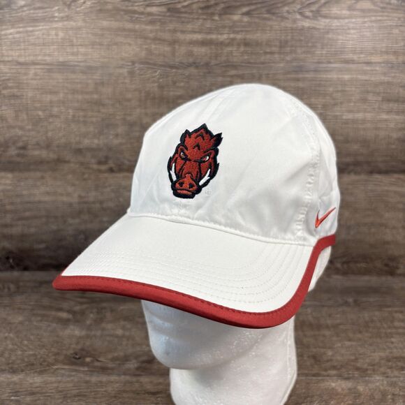 Arkansas Razorbacks Hat White Featherlight Football Dri Fit Nike College Mens - Picture 1 of 9